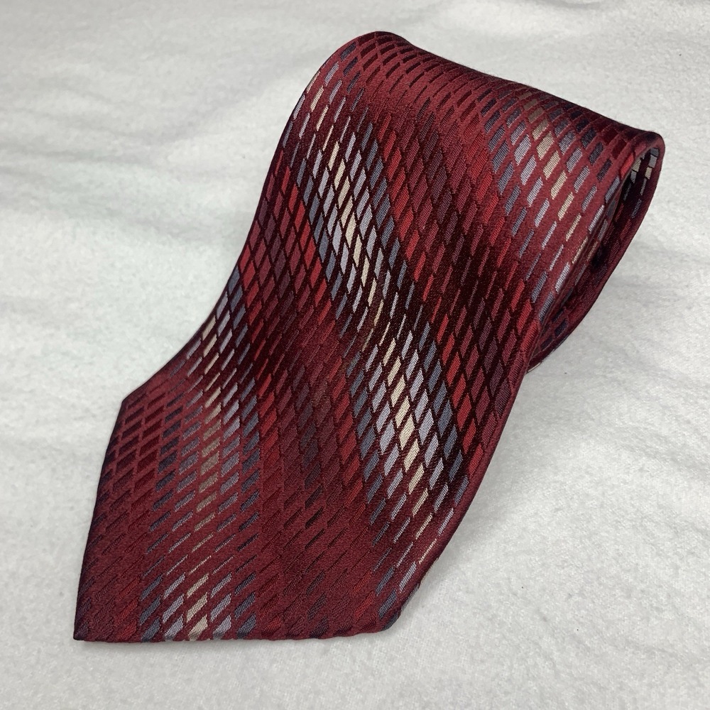 Perry Ellis Portfolio Necktie Men's Silk Red Grey Gradient Geometric Pattern